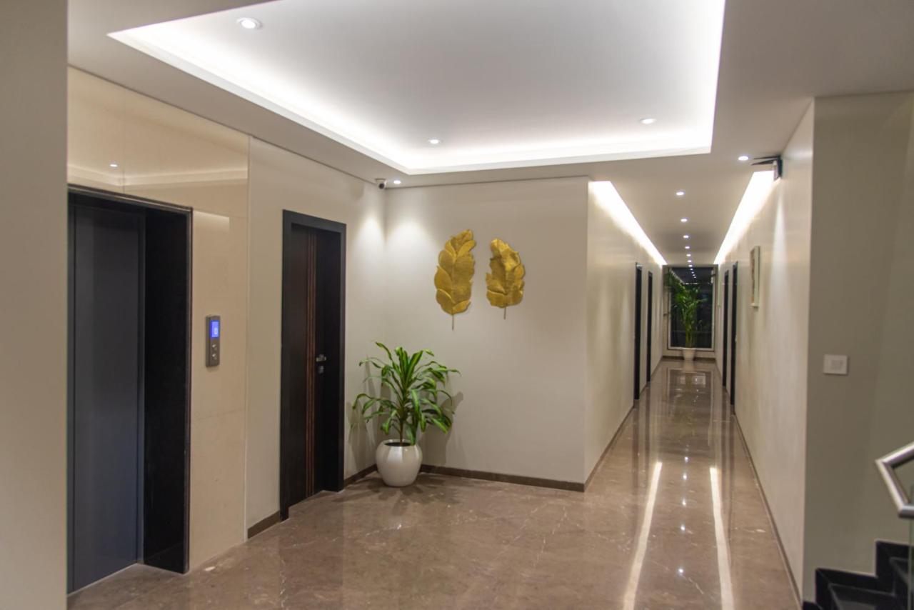 Hotel Royal Livin Варанаси Экстерьер фото
